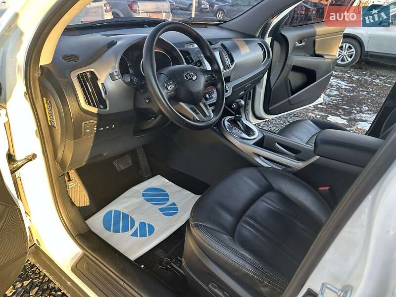 Внедорожник / Кроссовер Kia Sportage 2015 в Луцке