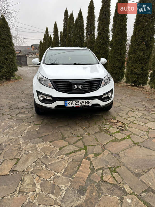 Позашляховик / Кросовер Kia Sportage 2012 в Києві