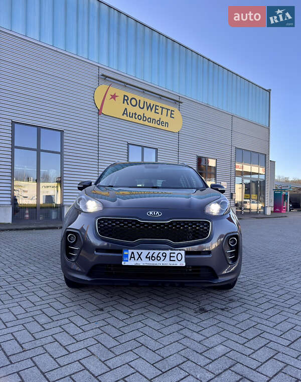 Внедорожник / Кроссовер Kia Sportage 2017 в Львове