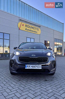 Внедорожник / Кроссовер Kia Sportage 2017 в 