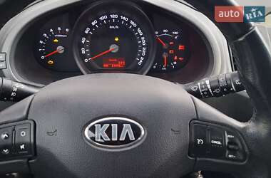 Позашляховик / Кросовер Kia Sportage 2012 в Львові