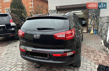 Позашляховик / Кросовер Kia Sportage 2011 в 