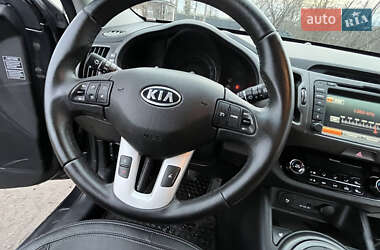 Внедорожник / Кроссовер Kia Sportage 2012 в Староконстантинове