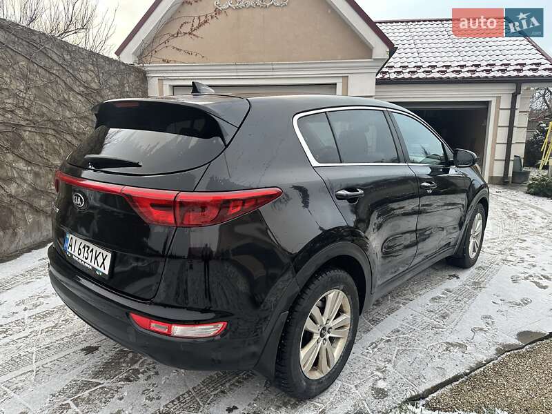 Внедорожник / Кроссовер Kia Sportage 2016 в Коростене