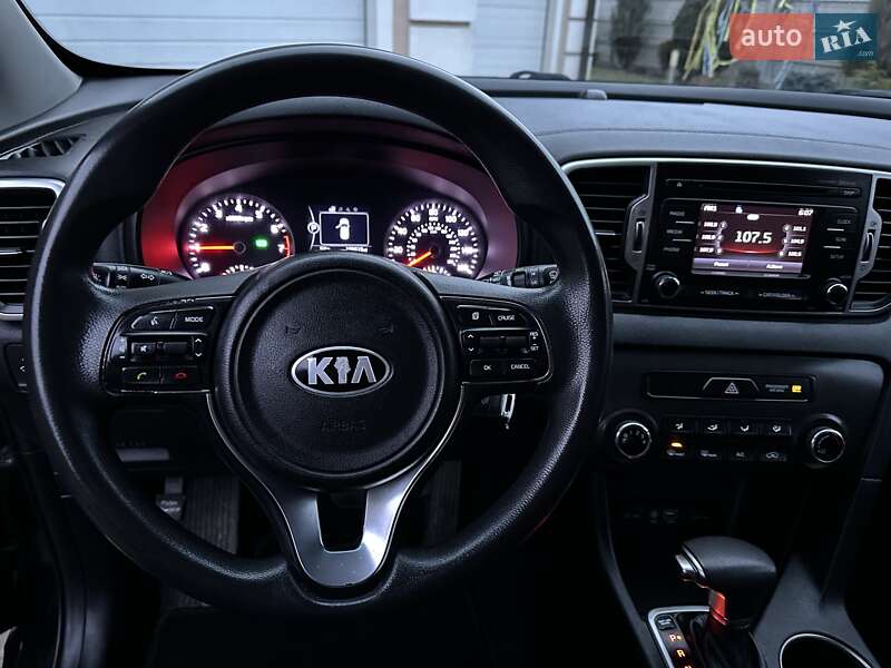 Внедорожник / Кроссовер Kia Sportage 2016 в Коростене