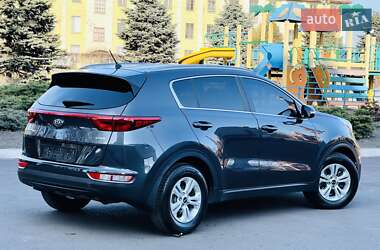 Внедорожник / Кроссовер Kia Sportage 2017 в Днепре