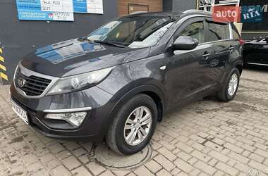 Позашляховик / Кросовер Kia Sportage 2013 в Івано-Франківську