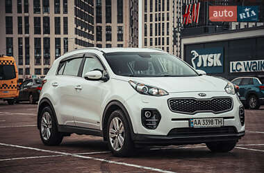 Внедорожник / Кроссовер Kia Sportage 2017 в Киеве