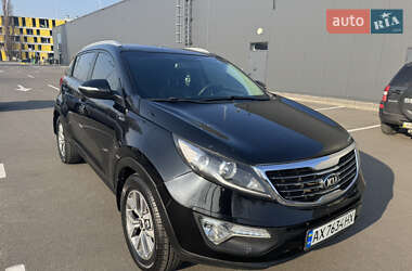 Внедорожник / Кроссовер Kia Sportage 2014 в Киеве