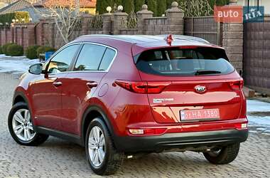 Внедорожник / Кроссовер Kia Sportage 2017 в Ровно