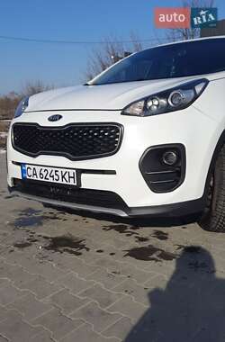 Внедорожник / Кроссовер Kia Sportage 2016 в Ватутино