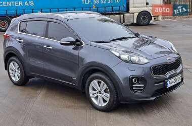 Внедорожник / Кроссовер Kia Sportage 2017 в Киеве