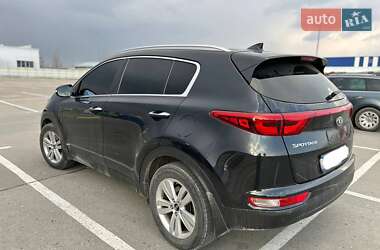 Позашляховик / Кросовер Kia Sportage 2017 в 