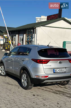 Внедорожник / Кроссовер Kia Sportage 2016 в 