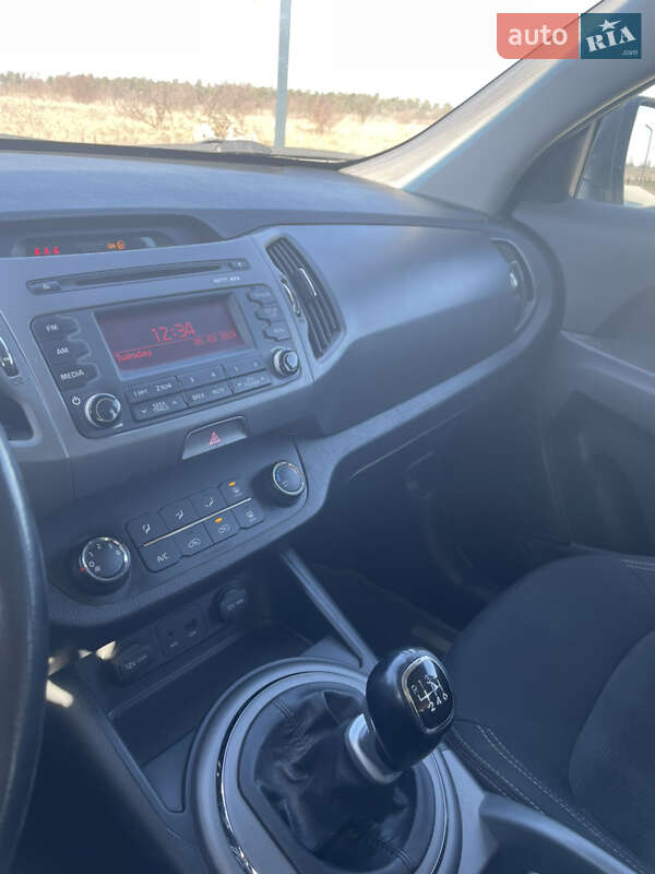 Внедорожник / Кроссовер Kia Sportage 2014 в Радехове