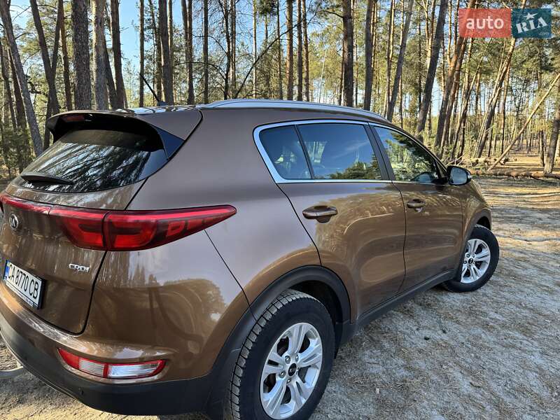 Внедорожник / Кроссовер Kia Sportage 2017 в Корсуне-Шевченковском