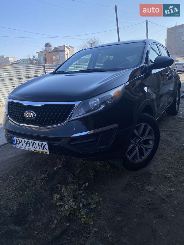 Позашляховик / Кросовер Kia Sportage 2015 в 