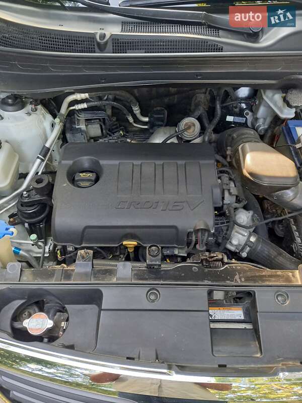 Внедорожник / Кроссовер Kia Sportage 2011 в Хмельнике