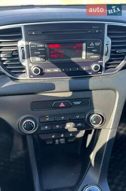 Внедорожник / Кроссовер Kia Sportage 2017 в 
