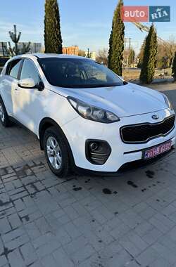 Внедорожник / Кроссовер Kia Sportage 2017 в 