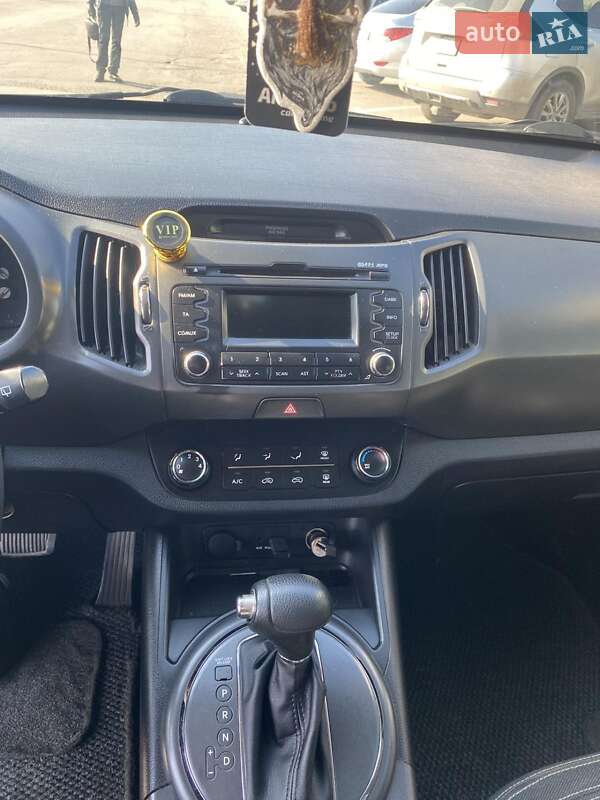 Позашляховик / Кросовер Kia Sportage 2011 в Запоріжжі
