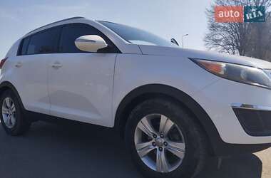 Внедорожник / Кроссовер Kia Sportage 2012 в 