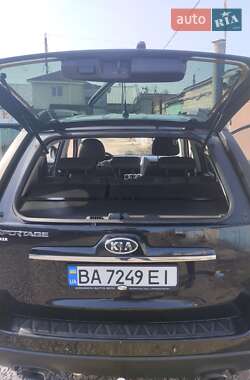 Позашляховик / Кросовер Kia Sportage 2008 в 