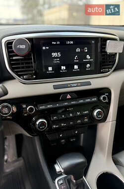 Внедорожник / Кроссовер Kia Sportage 2019 в 