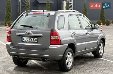 Внедорожник / Кроссовер Kia Sportage 2008 в 