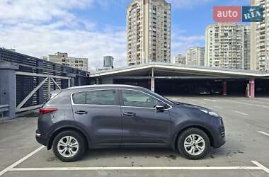 Внедорожник / Кроссовер Kia Sportage 2017 в 