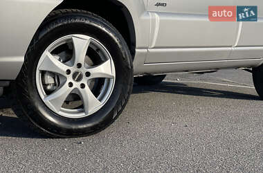 Внедорожник / Кроссовер Kia Sportage 2005 в 