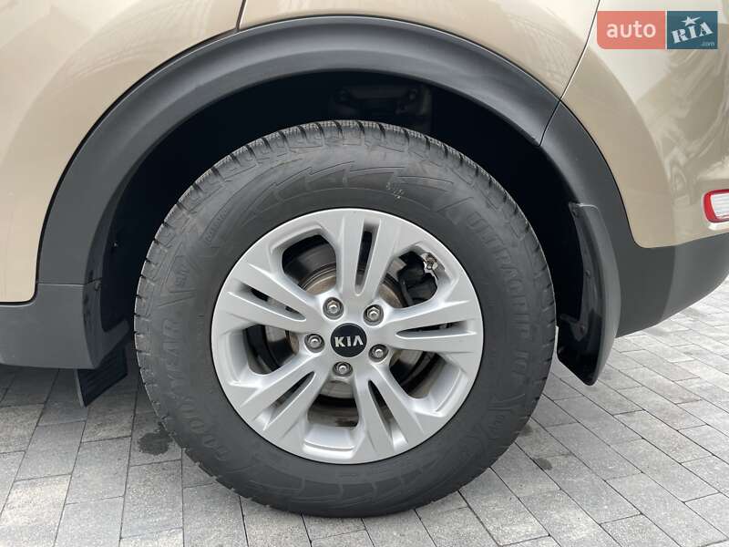 Позашляховик / Кросовер Kia Sportage 2016 в Бару фото 24 Позашляховик / Кросовер Kia Sportage 2016 в Бару