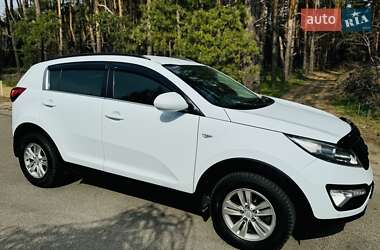 Внедорожник / Кроссовер Kia Sportage 2012 в 