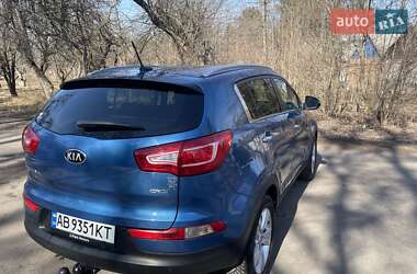 Внедорожник / Кроссовер Kia Sportage 2012 в 