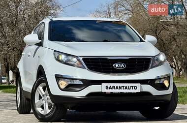 Внедорожник / Кроссовер Kia Sportage 2015 в 