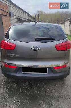 Внедорожник / Кроссовер Kia Sportage 2015 в 