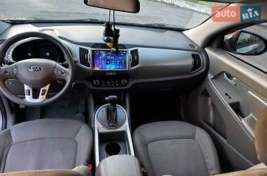 Внедорожник / Кроссовер Kia Sportage 2013 в 