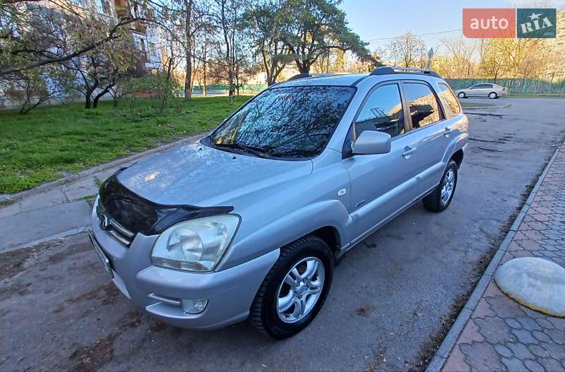 Внедорожник / Кроссовер Kia Sportage 2005 в 