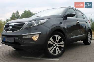 Внедорожник / Кроссовер Kia Sportage 2010 в 
