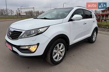 Внедорожник / Кроссовер Kia Sportage 2013 в 