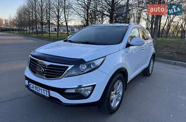 Внедорожник / Кроссовер Kia Sportage 2012 в 