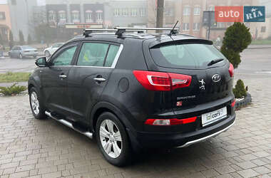 Внедорожник / Кроссовер Kia Sportage 2010 в 