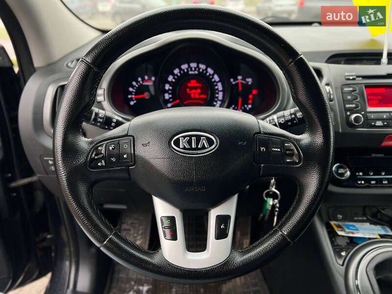 Внедорожник / Кроссовер Kia Sportage 2010 в Львове