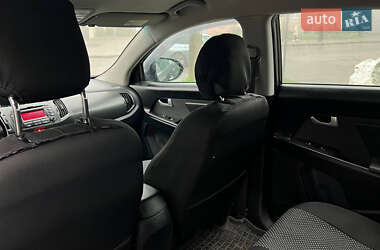 Внедорожник / Кроссовер Kia Sportage 2010 в 