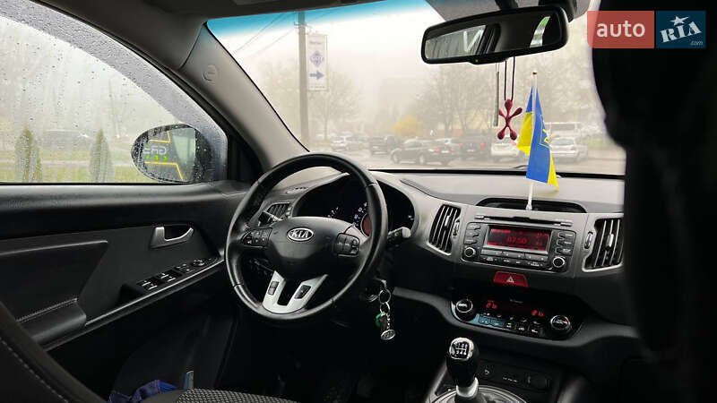 Внедорожник / Кроссовер Kia Sportage 2010 в Львове