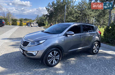 Внедорожник / Кроссовер Kia Sportage 2012 в 
