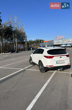 Внедорожник / Кроссовер Kia Sportage 2018 в 