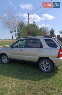 Внедорожник / Кроссовер Kia Sportage 2007 в 