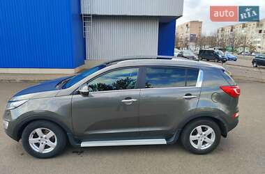 Позашляховик / Кросовер Kia Sportage 2013 в 