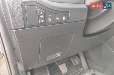 Позашляховик / Кросовер Kia Sportage 2013 в 